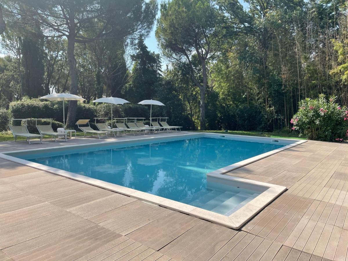 Residenze Al Colle Dei Pini Apart otel Riccione Dış mekan fotoğraf
