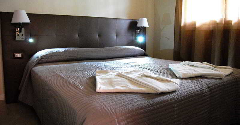 Residenze Al Colle Dei Pini Apart otel Riccione Dış mekan fotoğraf