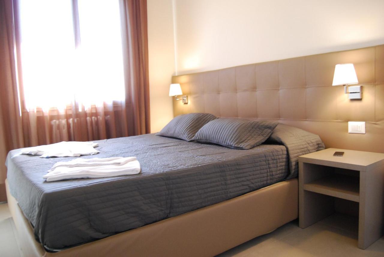 Residenze Al Colle Dei Pini Apart otel Riccione Dış mekan fotoğraf