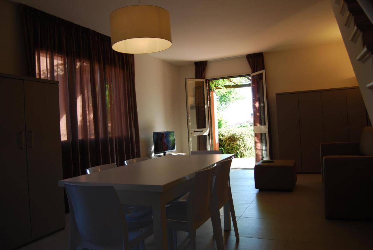 Residenze Al Colle Dei Pini Apart otel Riccione Dış mekan fotoğraf