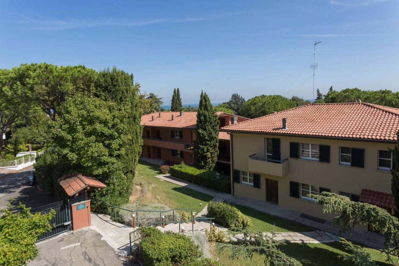 Residenze Al Colle Dei Pini Apart otel Riccione Dış mekan fotoğraf